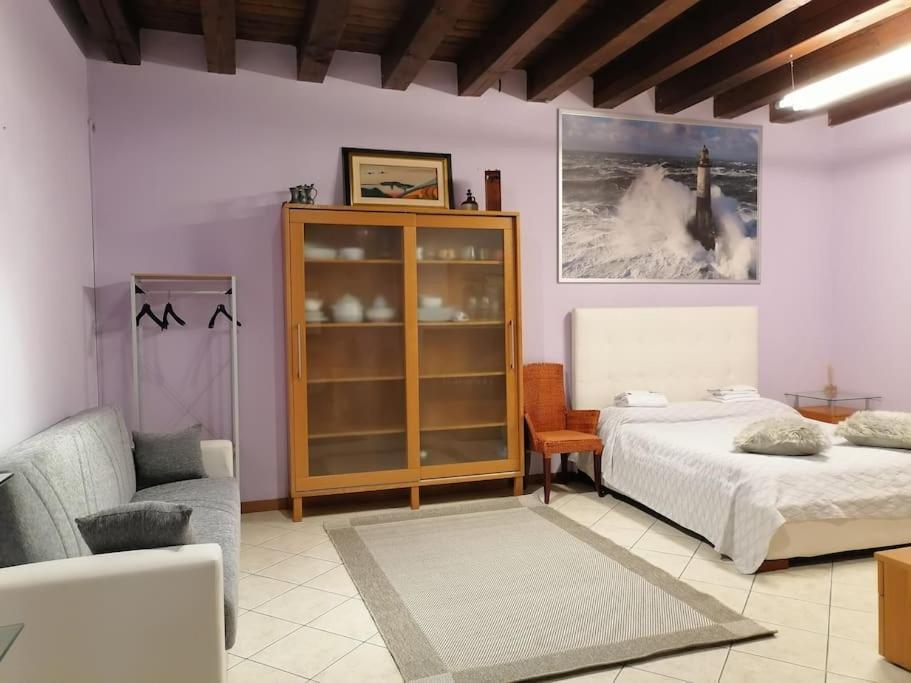 Ferienwohnung Monolocale In Piazza Isolo Verona Exterior foto