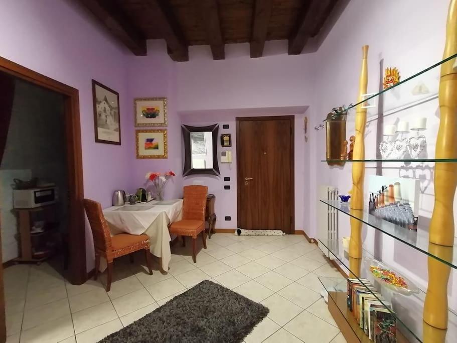 Ferienwohnung Monolocale In Piazza Isolo Verona Exterior foto