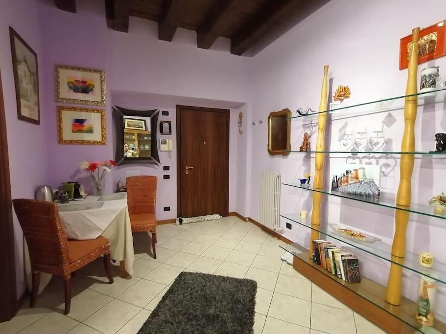 Ferienwohnung Monolocale In Piazza Isolo Verona Exterior foto